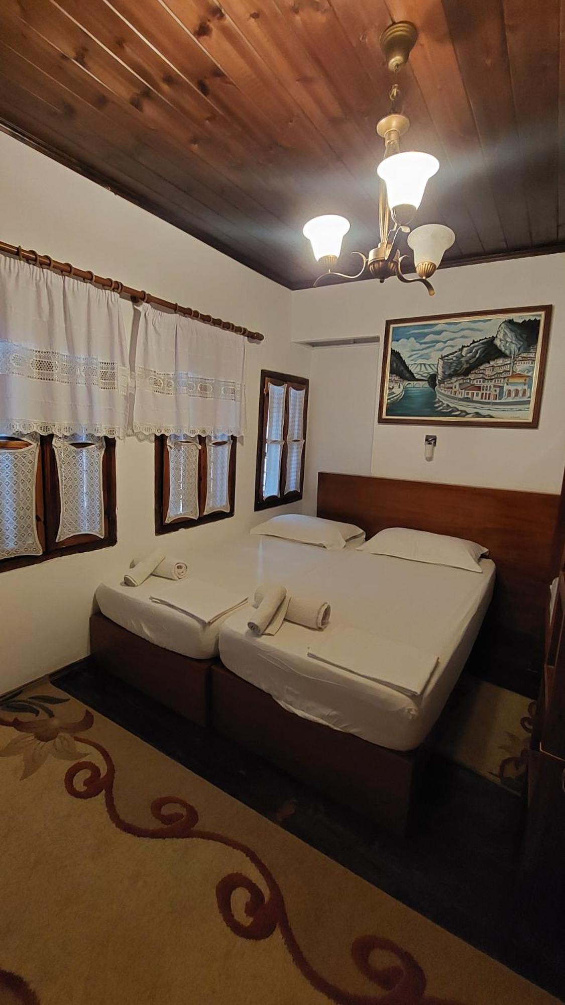 Old Town Hava Baci Hotel Berat Luaran gambar